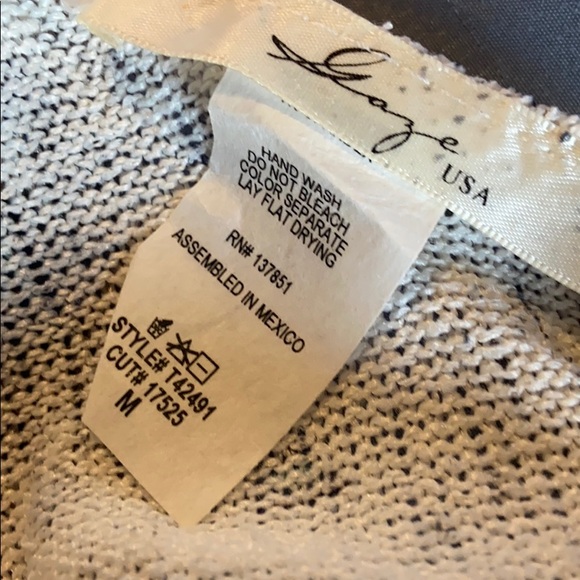 Pretty flowy blouse - Picture 4 of 4